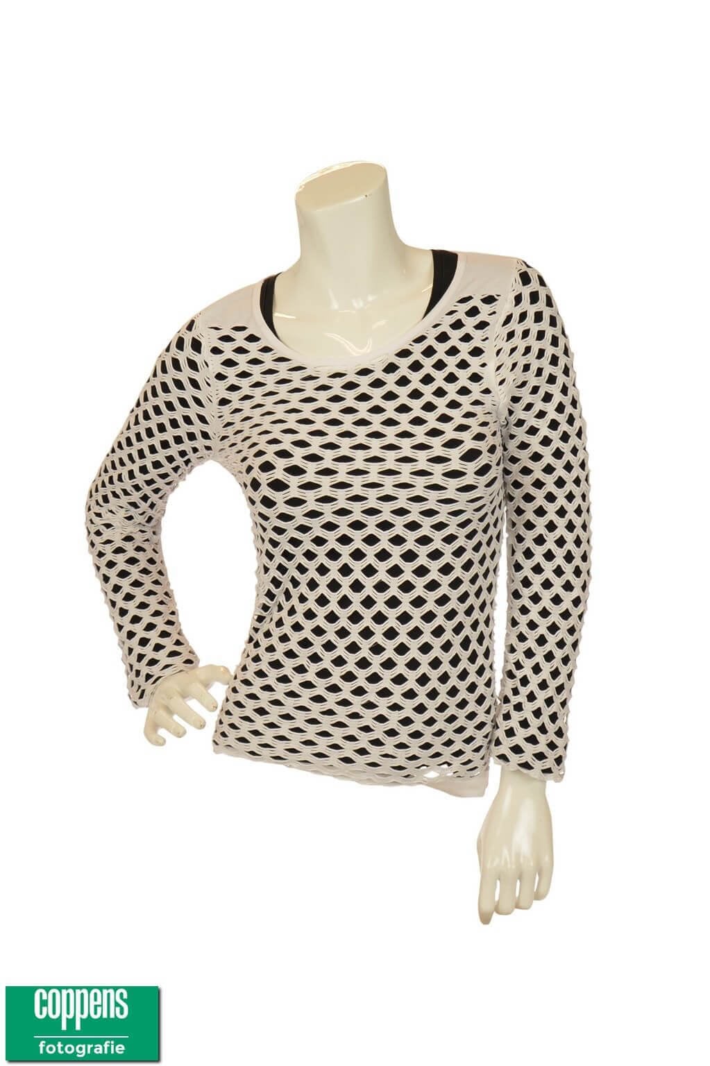 Grote gaten shirt