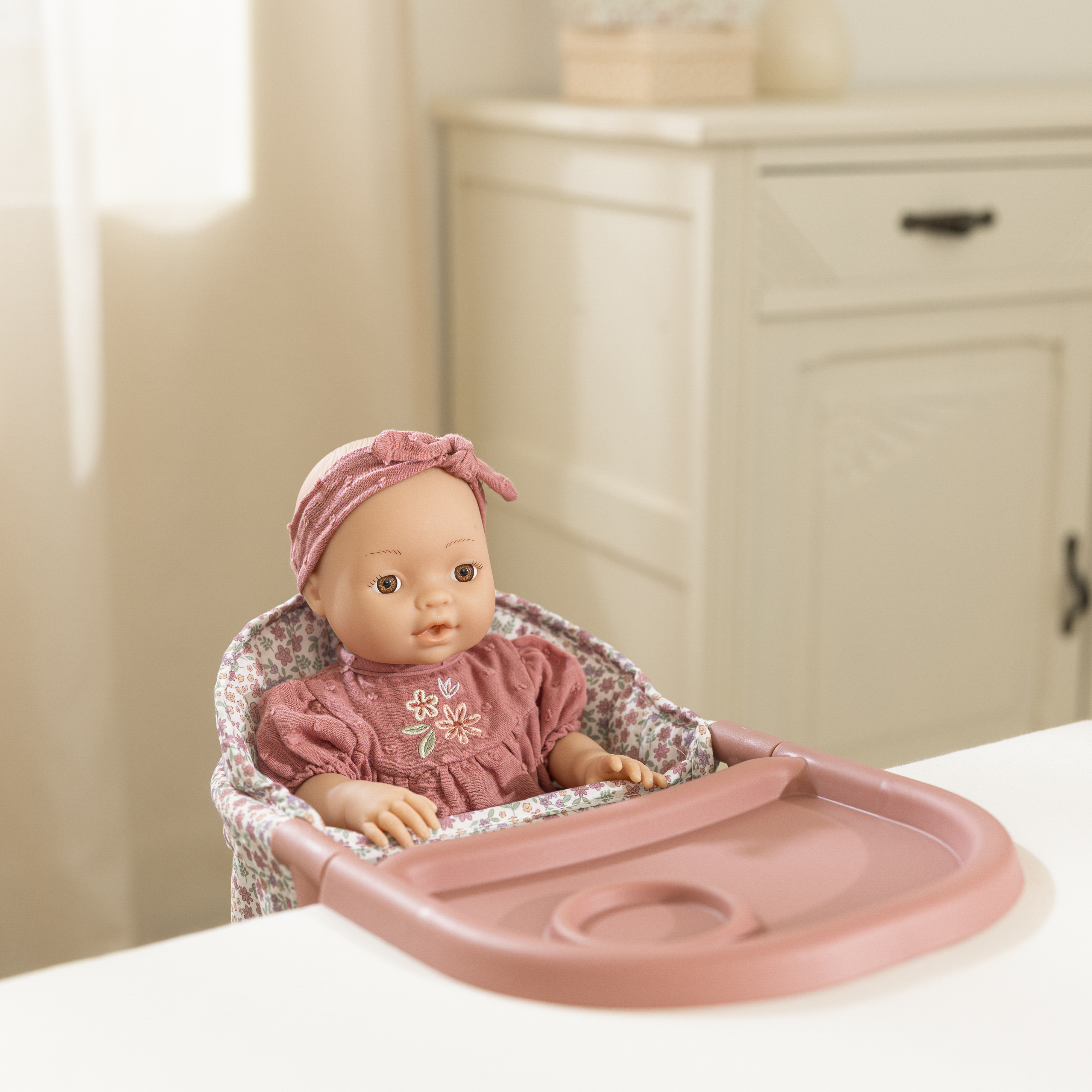 Little Dutch poppentafelhangstoel
